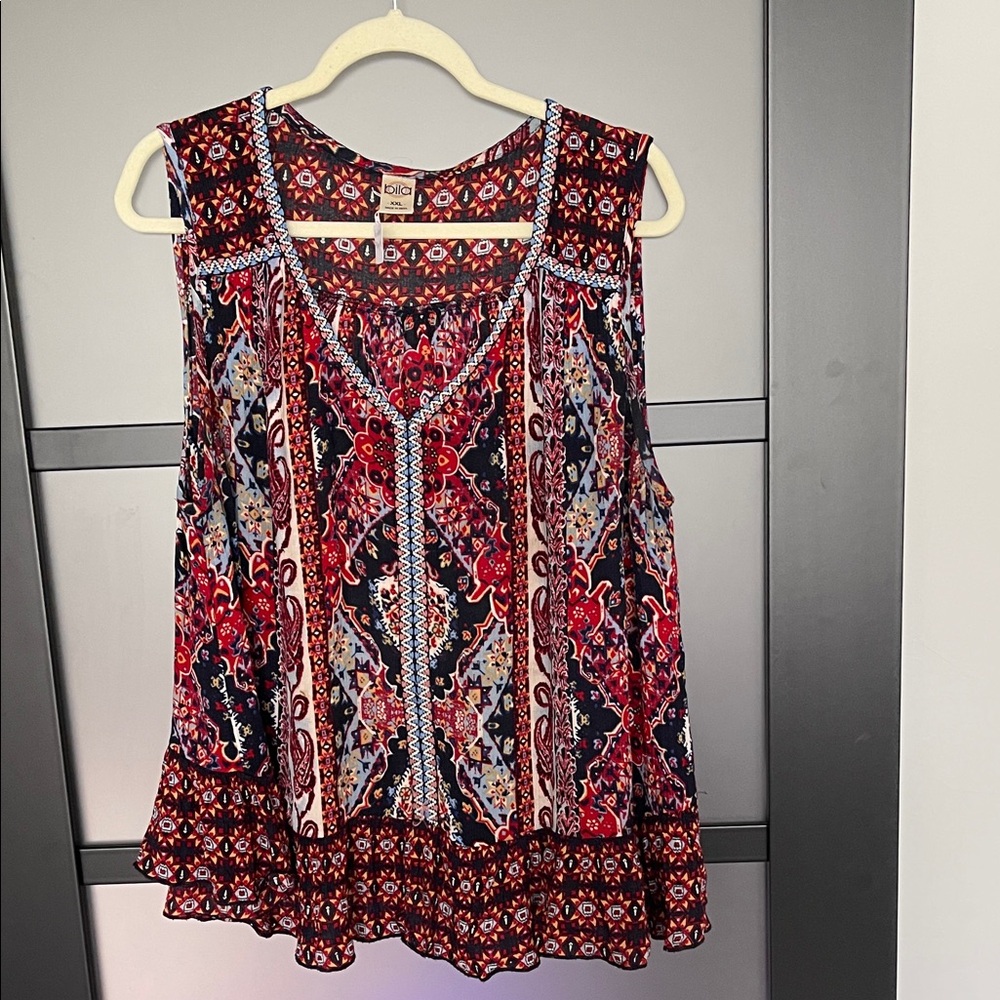 Bila Floral Sleeveless Top  Multicolor w peplum XXL